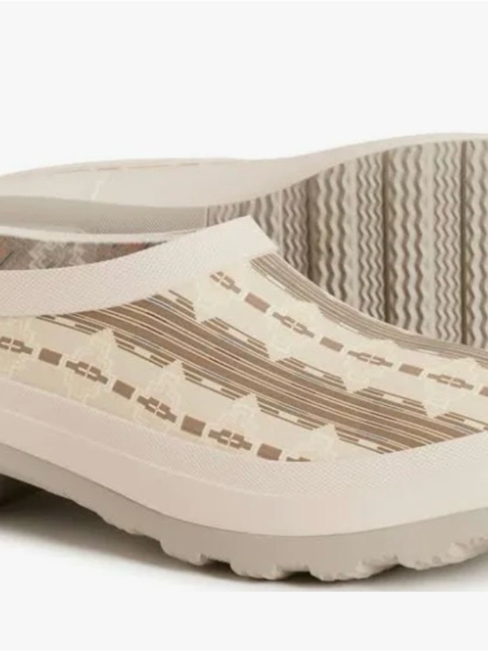 Pendleton Beige Patterned Women's Clogs